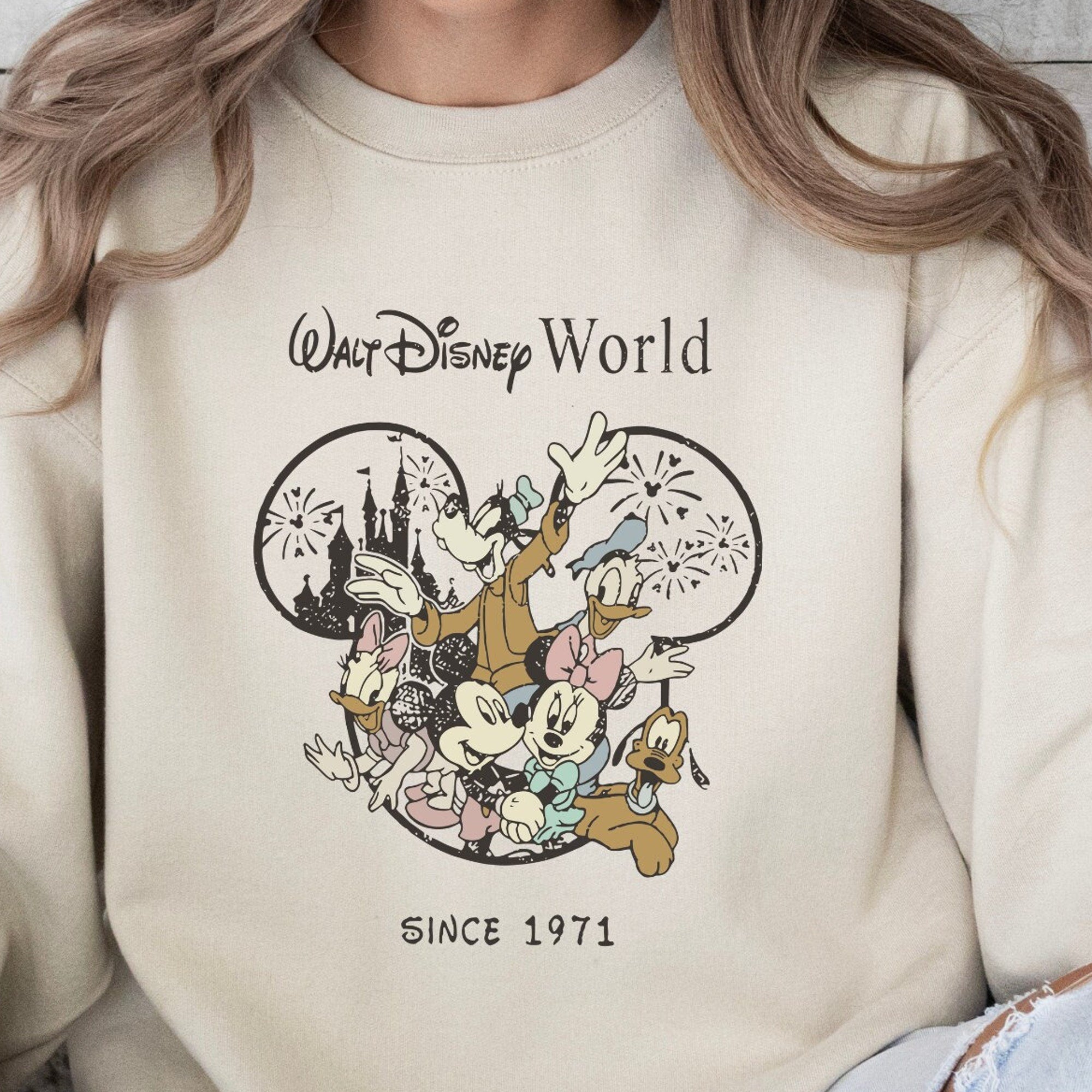 Vintage Mickey and Friends Disneyworld Est 1971 Sweatshirt - 2024 Family Vacation Magic Kingdom Shirt